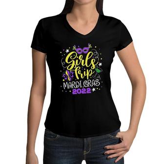 Girls Trip Mardi Gras 2022 Shrove Tuesday 2022 Tee Women V-Neck T-Shirt | Mazezy