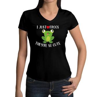 I Just Love Frogs Cute Green Frog Funny Girl Woman Costume Women V-Neck T-Shirt | Mazezy