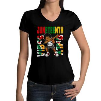 Juneteenth Vibes Only Dabbing African American Boys Kids Women V-Neck T-Shirt | Mazezy