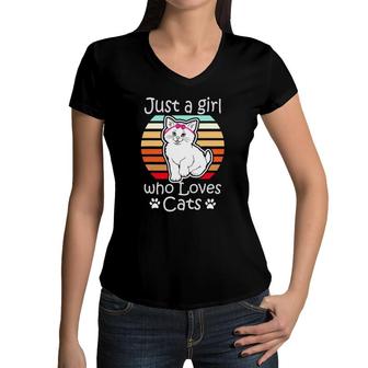 Just A Girl Who Loves Cats Cute Kitty Cat Lover Women V-Neck T-Shirt | Mazezy