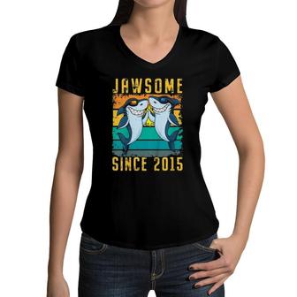 Kids 6Th Birthday Shark 6 Years Old Jawsome Since 2015 Ver2 Women V-Neck T-Shirt | Mazezy