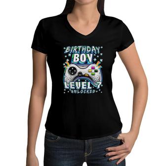 Level 7 Unlocked Video Game 7th Birthday Gamer Boys Women V-Neck T-Shirt - Seseable