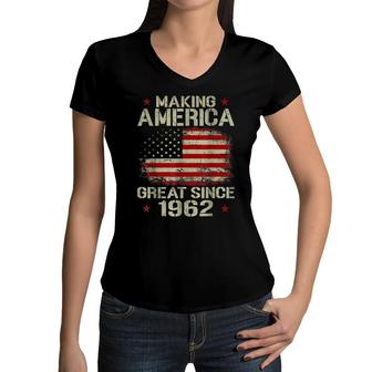 Making America Great Since 1962 Vintage Gifts 60Th Birthday Women V-Neck T-Shirt - Seseable