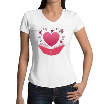 Heart Book Reading Lover Bookworm Girls Women Gift Reading Women V-Neck T-Shirt | Mazezy