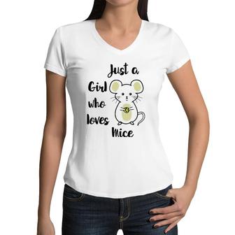 Just A Girl Who Loves Mice - Mouse Lovers Women V-Neck T-Shirt | Mazezy