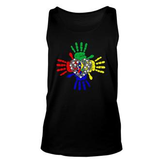 Autism Awareness Gift For Dad Mom Therapist Helping Hands Unisex Tank Top | Mazezy