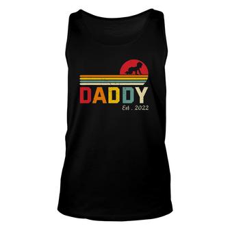 Dad Est 2022 First Time Father New Dad Expecting Daddy 2022 Ver2 Tank Top | Mazezy