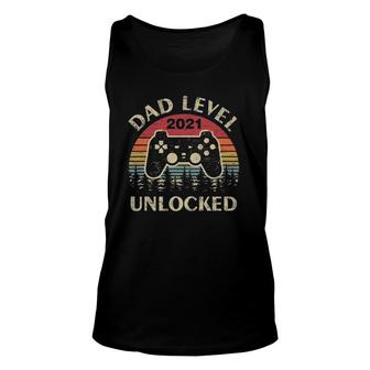 Mens Dad Level Unlocked 2021 Vintage Gamer Father-To-Be New Dad Tank Top | Mazezy