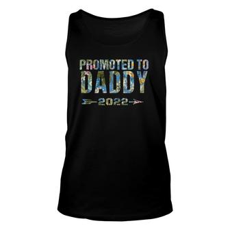 Promoted To Daddy Est 2022 First Time Dad Gifts To Be Daddy Unisex Tank Top | Mazezy