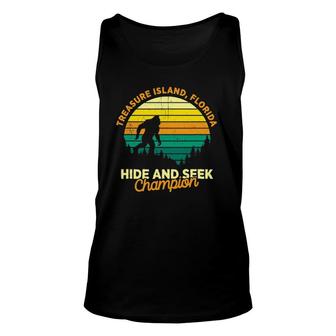 Retro Treasure Island, Florida Big Foot Souvenir Unisex Tank Top | Mazezy