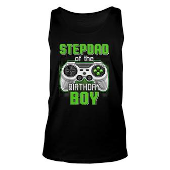 Stepdad Of The Birthday Boy Video Game B-Day Top Gamer Party Tank Top | Mazezy DE
