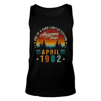Vintage 40Th Birthday Awesome Since April 1982 Epic Legend Unisex Tank Top - Seseable