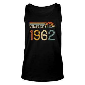 Vintage Made In 1962 60Th Birthday Retro Classic 1962 Ver2 Tank Top | Mazezy
