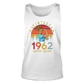 Vintage 1962 Made In 1962 60Th Birthday Women 60 Years Old Unisex Tank Top - Seseable