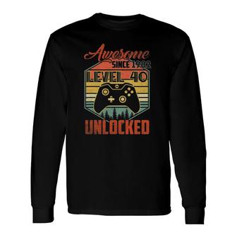 40Th Year Old Birthday Awesome Since 1982 Video Gamer Long Sleeve T-Shirt T-Shirt | Mazezy