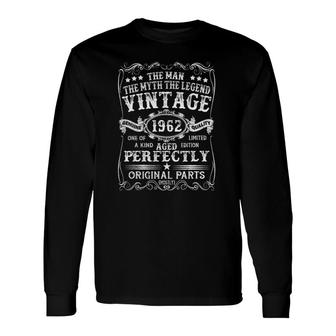 60 Years Old Vintage 1962 Man Myth Legend 60Th Birthday Long Sleeve T-Shirt T-Shirt | Mazezy