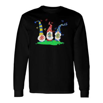 Cute Easter Gnomes Gnome Hunting Easter Eggs Long Sleeve T-Shirt T-Shirt | Mazezy
