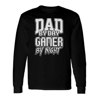Gamer Dad Fathers Day Video Computer Games Idea Long Sleeve T-Shirt T-Shirt | Mazezy CA