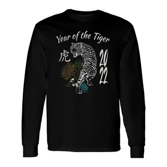 Tiger Zodiac Lunar Chinese New Year Awesome Vintage 2022 Ver2 Long Sleeve T-Shirt T-Shirt | Mazezy