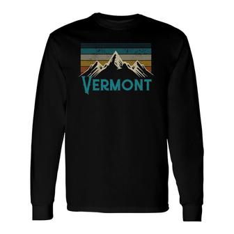 Vermont Vintage Mountains Retro Hiking Souvenir Long Sleeve T-Shirt | Mazezy