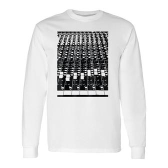 Sound Engineer er Dj Music Producer Mix Board Long Sleeve T-Shirt T-Shirt | Mazezy