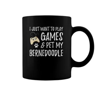 Bernedoodle Gamer Funny Dog Mom Gift Idea Coffee Mug | Mazezy