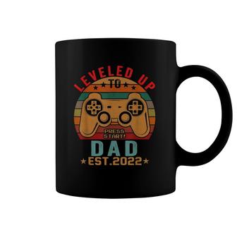 Leveled Up To Dad 2022 Funny Soon To Be Dad Coffee Mug | Mazezy