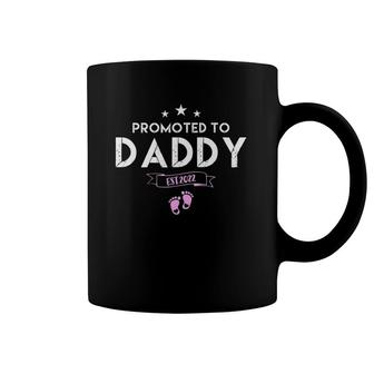 Mens Promoted To Daddy 2022 Of Girl Soon To Be Daddy 2022 New Dad Premium Coffee Mug | Mazezy