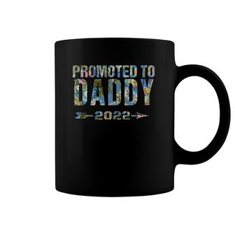 Promoted To Daddy Est 2022 First Time Dad Gifts To Be Daddy Coffee Mug | Mazezy