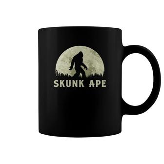 Skunk Ape Bigfoot Moon Silhouette Retro Believe Coffee Mug - Thegiftio UK