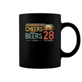 Vintage 28Th Birthday Retro Cheers And Beers To 28 Years Old Coffee Mug | Mazezy DE