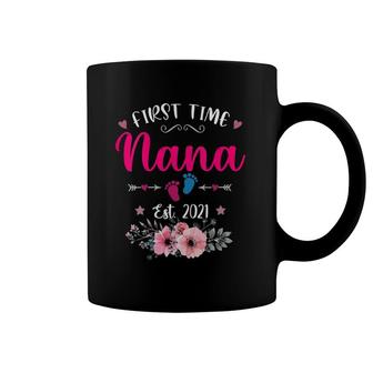 Womens First Time Nana Est 2021 New Mom Funny Mothers Day Women V-Neck Coffee Mug | Mazezy