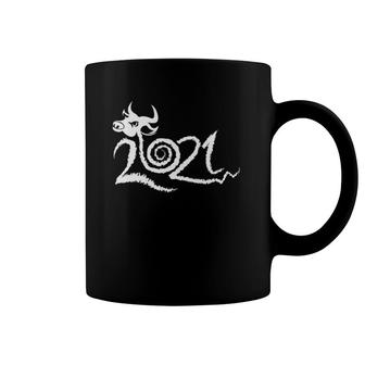 Year Of The Ox 2021 Chinese Zodiac Artistic Astrology Gifts Coffee Mug | Mazezy