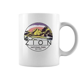 Retro Vintage Zion National Park Coffee Mug | Mazezy