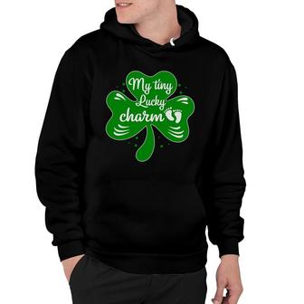 My Tiny Lucky Charm Funny Pregnancy Announcement Mother To Be 1St Mom New Parent New Dad Mom Baby Hoodie - Thegiftio UK