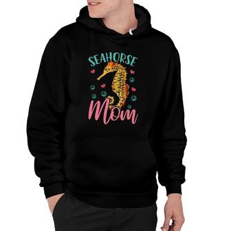 Seahorse Mom Animal Mother's Day Gift Hoodie | Mazezy