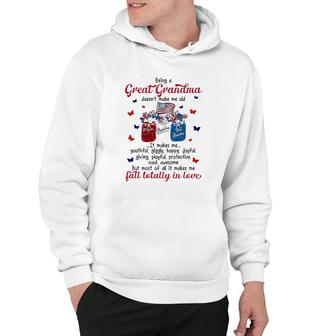 Being A Great Grandma Doesn't Make Me Old Mother's Day Hoodie | Mazezy AU