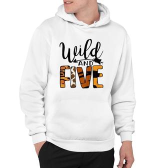 Kids Wild Five 5Th Birthday Boy Girl Fifth Bday 5 Years Old Hoodie | Mazezy