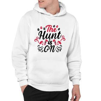 The Hunt Is On Simple Hoodie | Mazezy