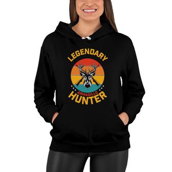 Legendary Hunter Vintage Retro Deer Hunting Hunter Women Hoodie - Thegiftio