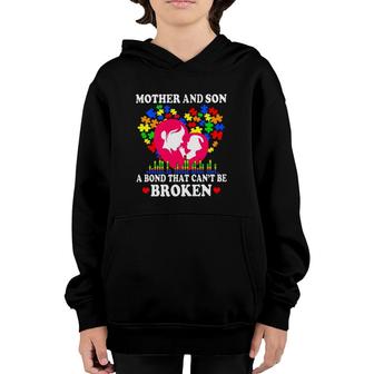 Mother And Son A Bond That Can't Be Broken Autism Awareness Puzzle Heart Support For My Son Youth Hoodie | Mazezy