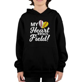 My Heart Is On That Field Baseball Softball Mom Mothers Day Youth Hoodie | Mazezy