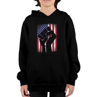Resist Distressed Usa Flag - Raised Fist With American Flag Youth Hoodie | Mazezy