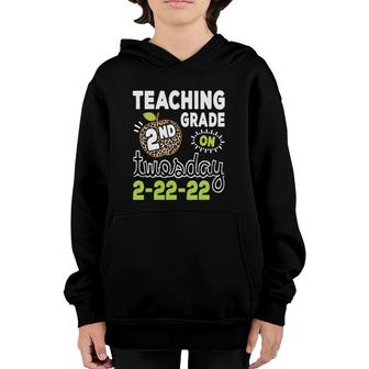 Teaching 2Nd Grade On Twosday 22222 Funny 2022 Teacher Youth Hoodie | Mazezy