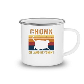 Funny Chonk Cat A Retro Meme Style Vintage Cats Memes Camping Mug | Mazezy