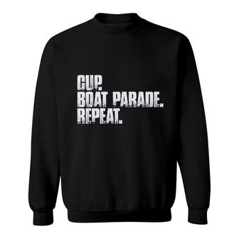Cup Boat Parade Repeat V2 Sweatshirt - Thegiftio