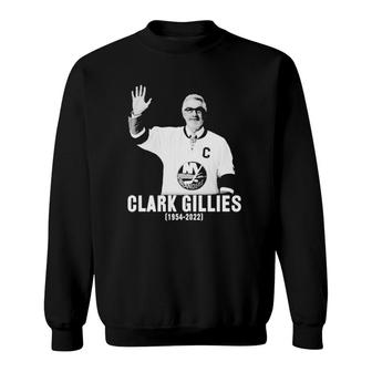 Goodbye To Clark Gillies Rip 1954 2022 Ver2 Sweatshirt | Mazezy