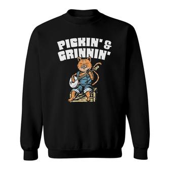 Pickin' & Grinnin' Cute Banjo Cat Funny Bluegrass Music Sweatshirt | Mazezy