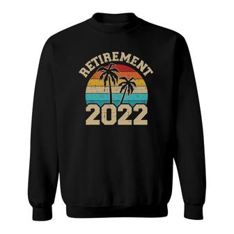Retirement 2022 Vintage Retro T Sweatshirt | Mazezy
