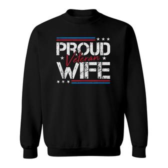 Veteran Proud Wife Army Cool Mother's Day Military Gifts Sweatshirt | Mazezy